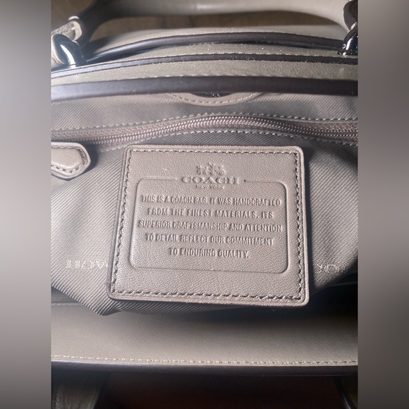 Coach NWT Swagger frame Satchel Bag w/ COA - Picture 8 of 10